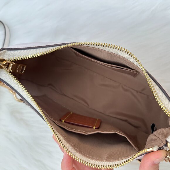 COACH Classic Old Flower White Underarm Bag - Picture 12 of 14